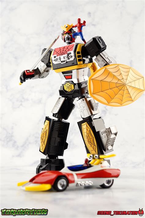 SDCC Toei Spider Man Hot Wheels Spider Machine GP Gallery Tokunation