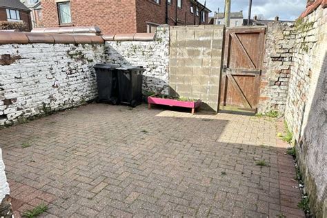 Blackwell Road Carlisle Ca2 3 Bedroom Terraced House For Sale