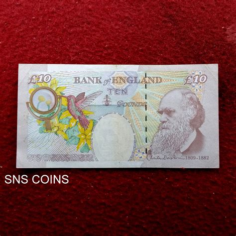 England Uk 10 Pounds Queen Elizabeth Ii Charles Darwin Banknote