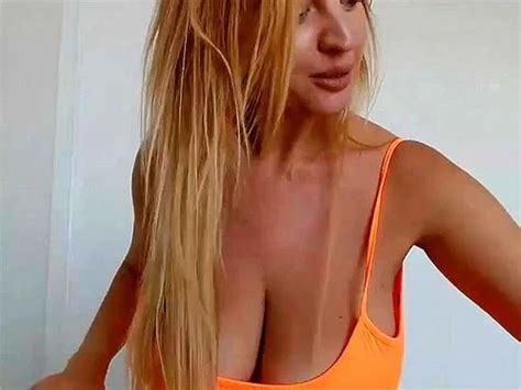 Sieh Dir Boobs An Bongacams Boobs Tits Big Tits Porn SpankBang