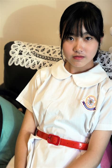 Hit x Hot HK学妹大尺度人体私拍套图 Page 1 37