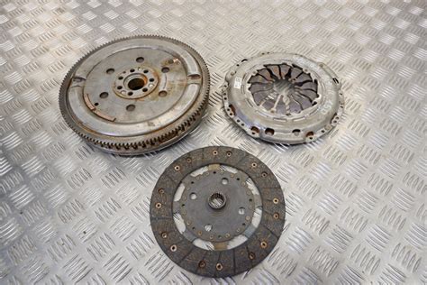 NISSAN QASHQAI II (2013-dabar) Sankabos komplektas (sankaba) 123108271R ...