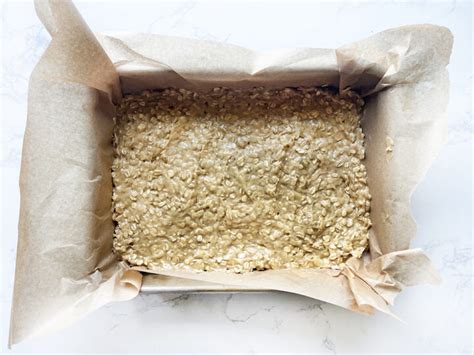 Oatmeal Banana Breakfast Bars Recipe - Easy Breakfast Ideas