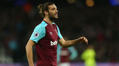 Manuel Pellegrini Says Andy Carroll Is Close To A West Ham Return