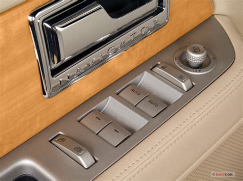 2007 Lincoln Navigator: 11 Interior Photos | U.S. News