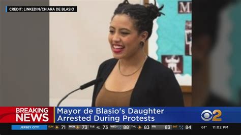 Mayor De Blasios Daughter Arrested During Protests Youtube