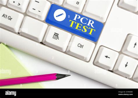 Criture Manuelle Conceptuelle Montrant Le Test Pcr Concept