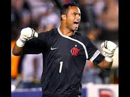 Bruno Fernandes das dores de souza | Clube De Regatas Do Flamengo Amino