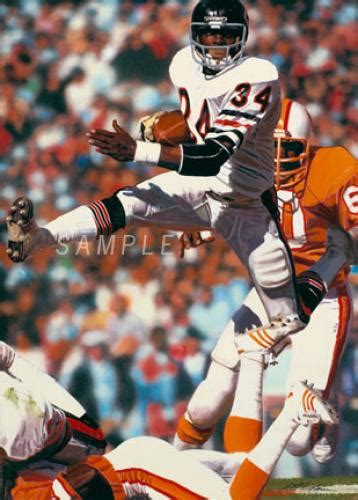 Walter Payton and the Running Back Standard - SportsMemorabilia