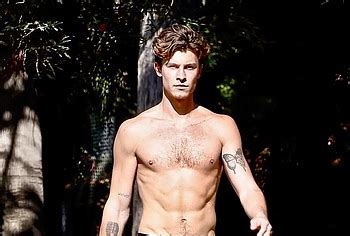 Shawn Mendes Sexy Shirtless And Bulge Pics Gay Male Celebs