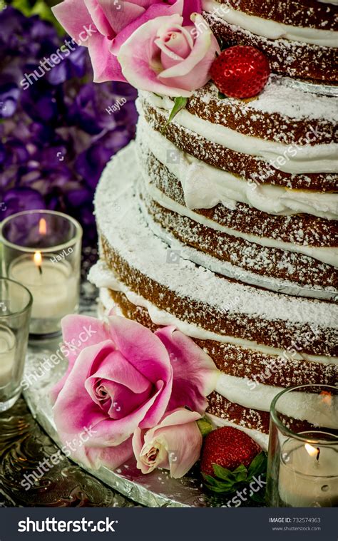 Naked Cake Flowers Stock Photo Edit Now 732574963