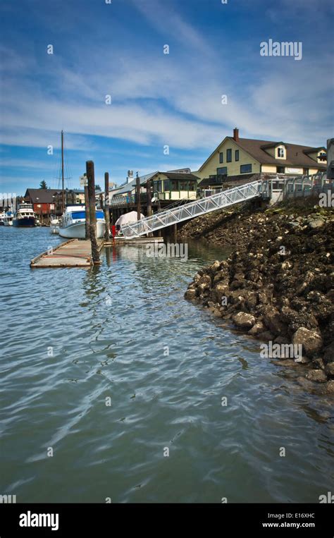 Waterfront at La Conner, Washington, USA Stock Photo - Alamy