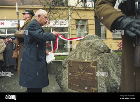 Warszawa 18 04 1994 Uroczyste obchody 75 rocznicy Zwi¹zku Inwalidów