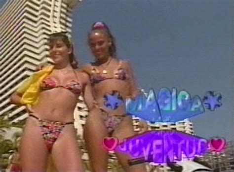 Naked Karen Sentíes in Mágica juventud