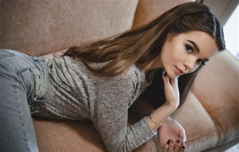 Wallpaper Eyes Girl Grey Sofa Dark Jeans Brunette Dark For Mobile And Desktop Section