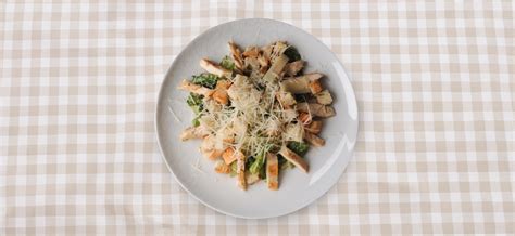 Салат цезарь: рецепт приготовления в домашних условиях, фото ...