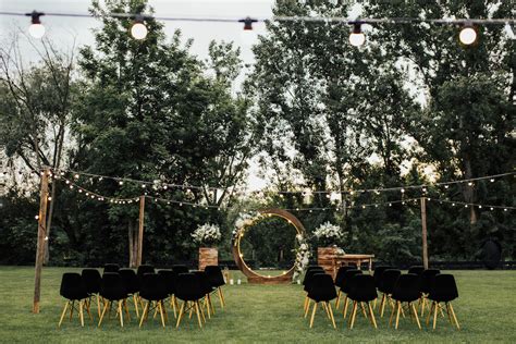 All Black Wedding: 11 Great Dark Ideas for a Memorable Wedding