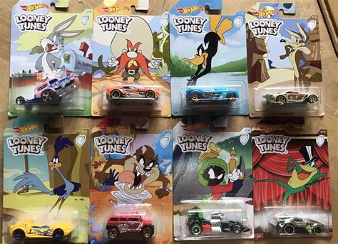 Hot Wheels Looney Tunes Complete Set Of New