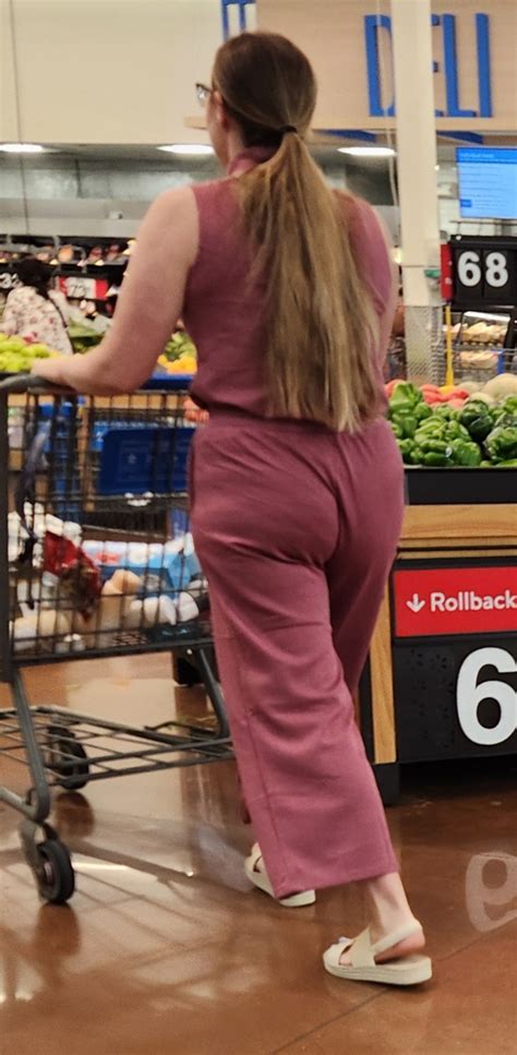 Pink Pants Being Eaten By Her Butt Ass Forum