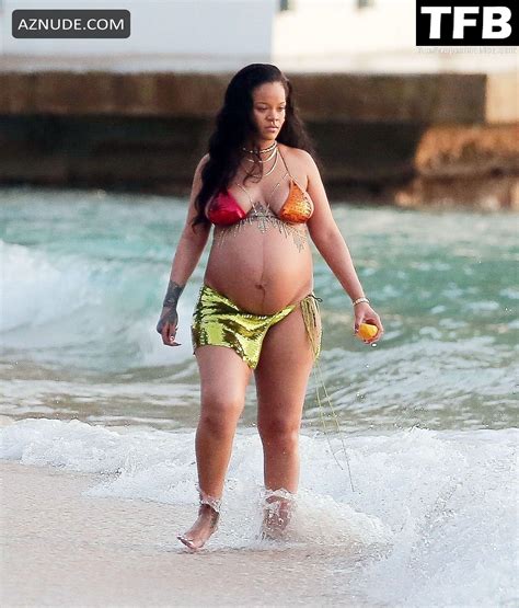 Rihanna Sexy Seen Showing Off Her Tits In A Bikini Top At The Beach In Barbados Aznude