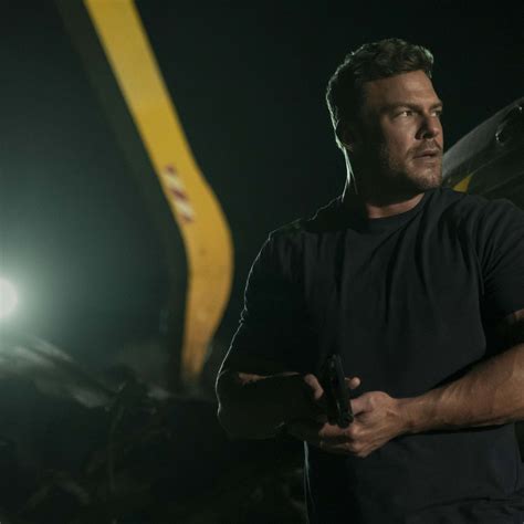 Alan Ritchson's Net Worth Feels Right for a Real-Life Reacher - Men's