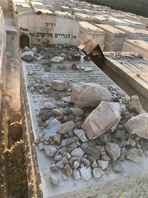 Understanding Jewish Gravestones Billiongraves Blog
