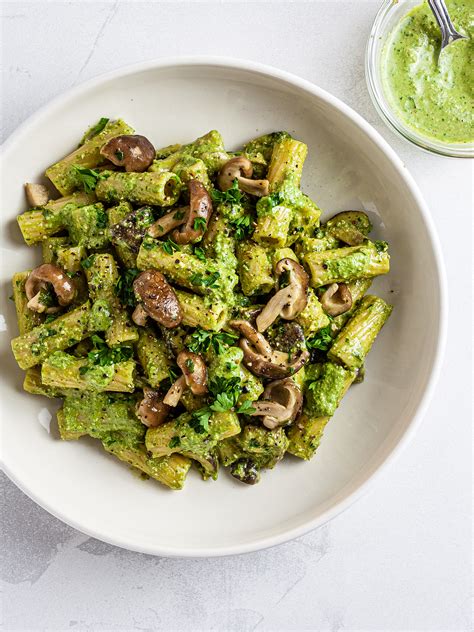 Vegan Spinach Pesto Mushroom Pasta Recipe Foodaciously