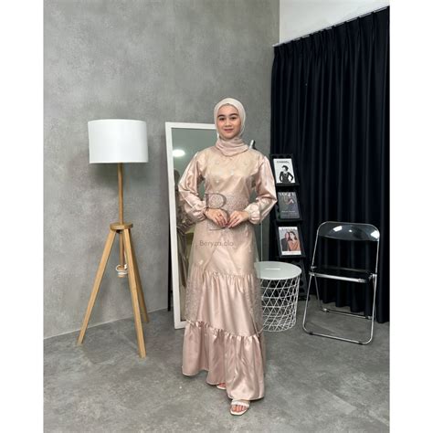 Jual Aliyah Dress Bahan Satin Roberto Dress Brukat Kondangan Gaun