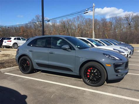 13 Bluish Gray Car Kieferzahraa