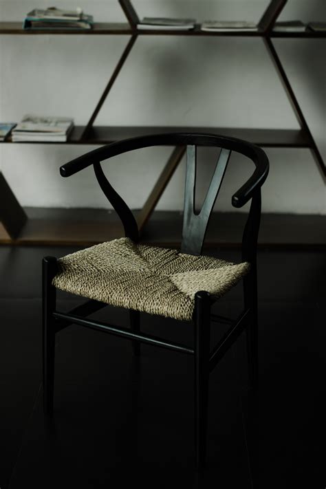 Minimalist Chair Di 2020