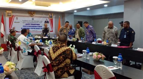 Pj Gubernur PBD Pimpin Ratas Bersama Forkopimda Kepala Daerah