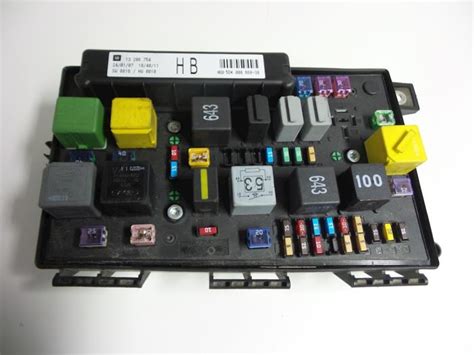 Fuse Box Opel Astra H GTC 1 3 CDTI 16V Ecotec 743381 HELLA