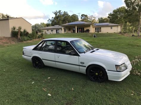 1985 Holden VK Johnsmithers Shannons Club