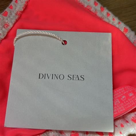 Divino Seas Swim Divino Seas Barbie Bikini Top Whitepink Size Large Nwt Poshmark