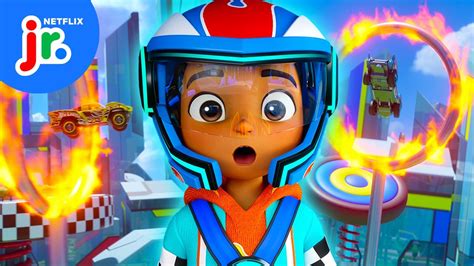 Hot Wheels Racers Stunt Showdown Hot Wheels Let S Race Netflix Jr Youtube