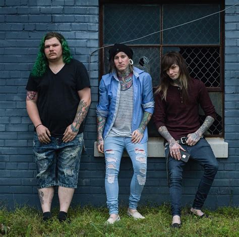 PACIFIC SKYLINE discography (top albums) and reviews