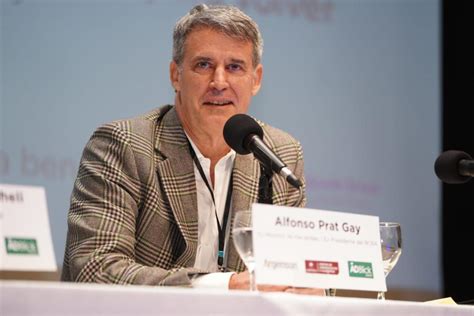 Alfonso Prat Gay Massa se va de las reuniones con el campo con las manos vacías