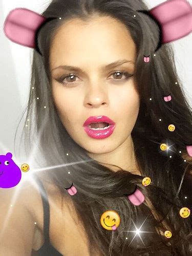 Hot Sexy Bip Ling Bikini Pics