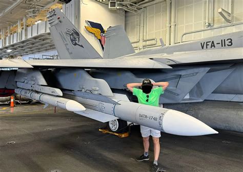 aim  phoenix missile technology history  performance