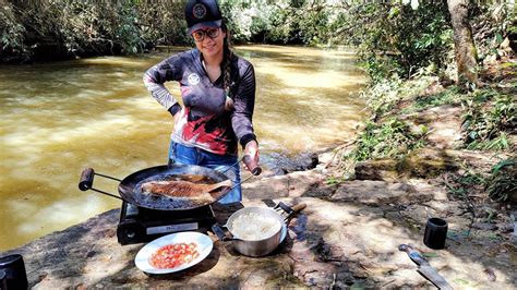 Pescamos E Fizemos Peixe Frito Em Cima Do Pedral Na Beira Do Rio YouTube