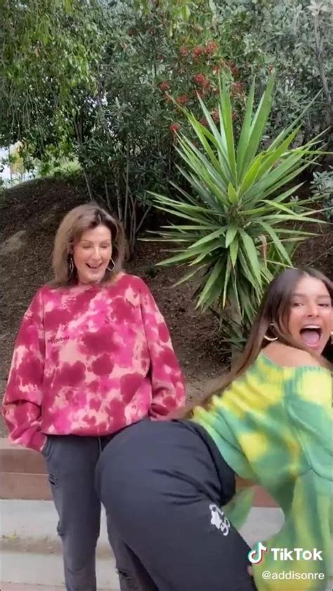 Would You Fuck Both Mom And Daughter Scrolller