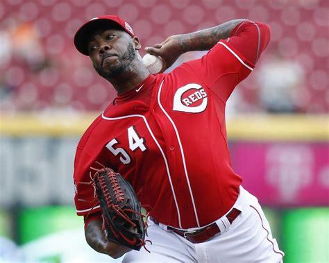 NY Yankees Acquire Aroldis Chapman