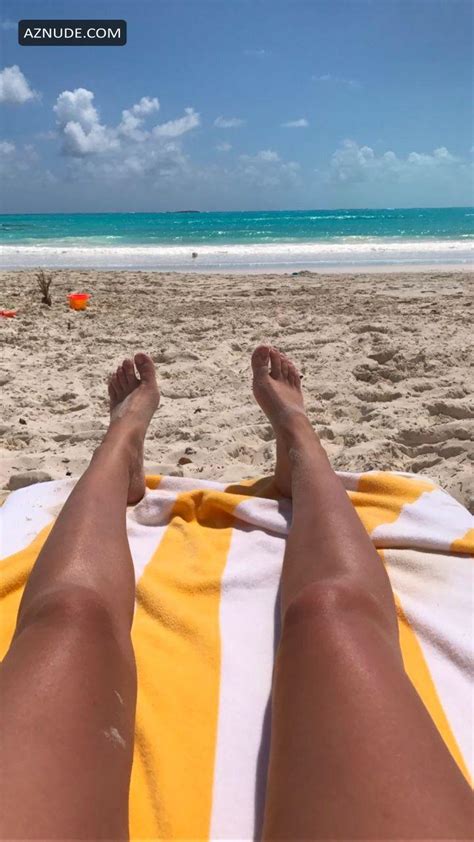 ODETTE ANNABLE Nude AZNude