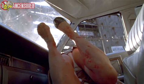 Romeo Is Bleeding Nude Pics