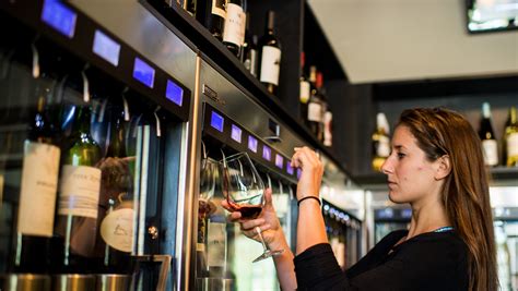 Pour Wine Bar And Bistro