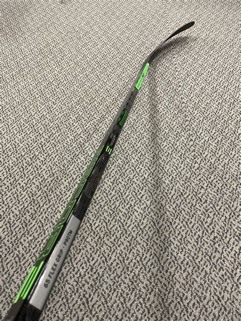 Ccm Trigger 5 Pro 65 Flex P90tm Curve Left Hand Stick Sidelineswap