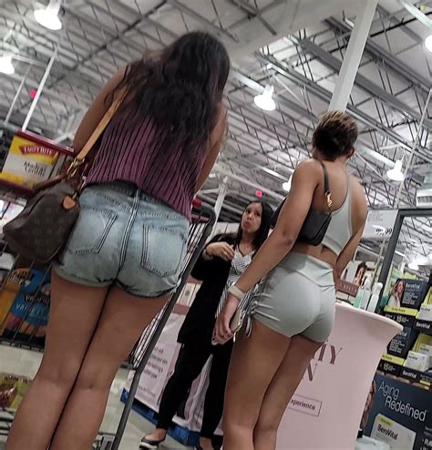 Hot Friends In Shorts Short Shorts Volleyball Forum