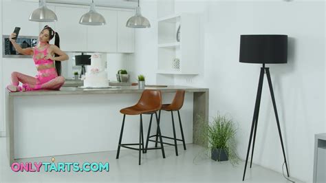 Uff So Horny And Beautiful Kama Oxi With Greedy Tight Cootchie Hotntubes