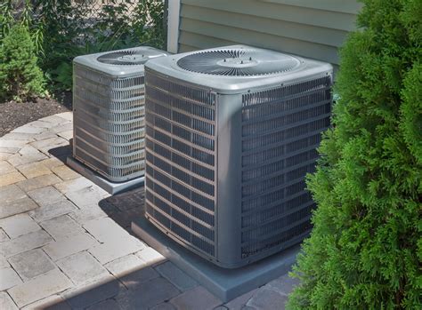 Comparing The Top Rated Models Of Lowes In Room Air Conditioner For Energy Efficiency And Cooling Power 1