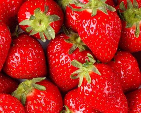 Gardening: Succulent Sweet Strawberries - Cross Timbers Gazette